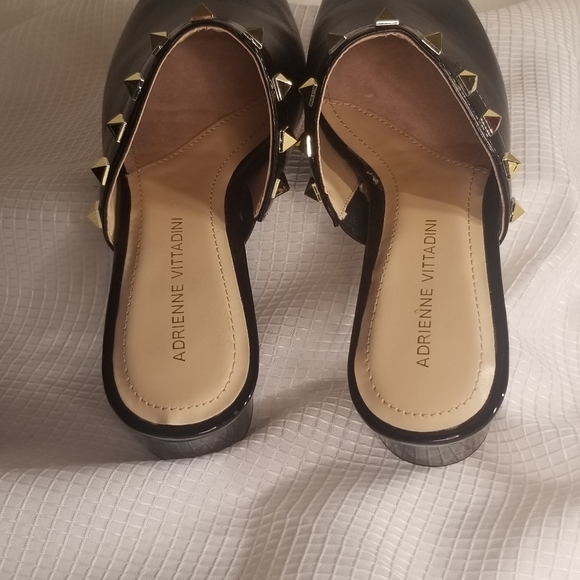GORGEOUS Adrienne Vittadini Mules - Picture 9 of 13